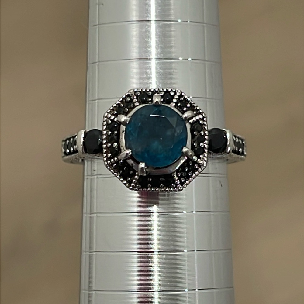 London Blue Topaz and Black Spinel 925 Silver Ring Size 9.5